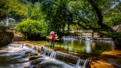 在鄉村振興背景下實現特色小鎮建設更好推進的有效對策